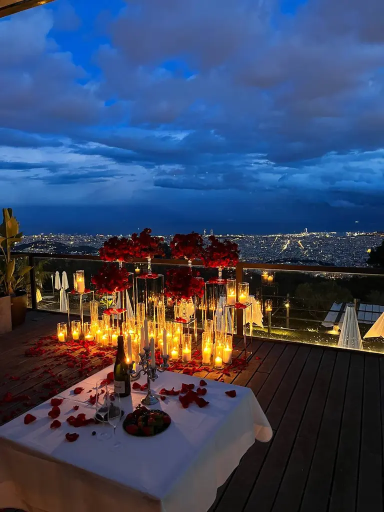 METT Hotel Barcelona marriage proposal private room setup 1